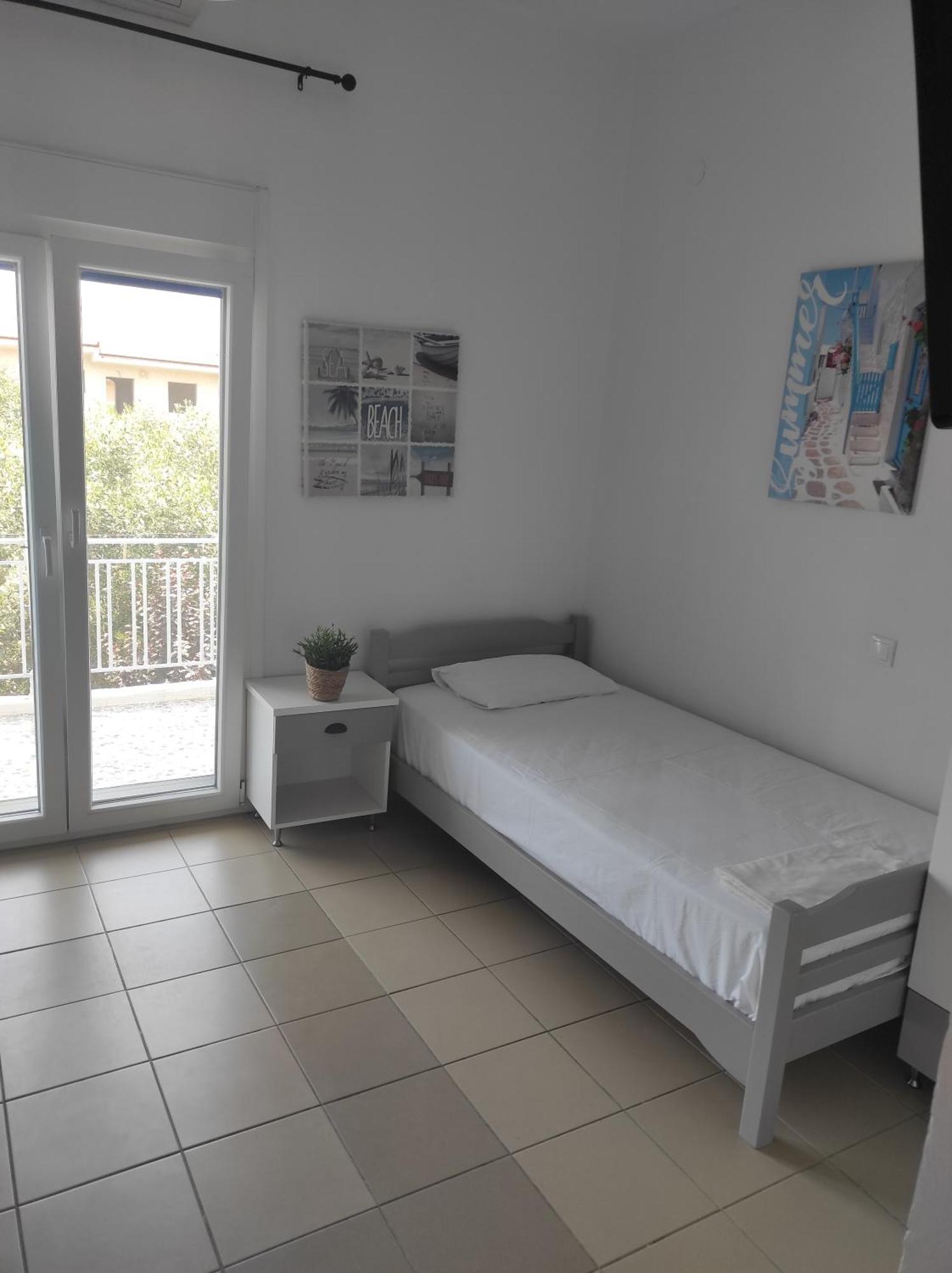 Noula Rooms Makrygialos Exterior photo